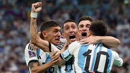 Ángel Di María y sus compañeros gritan desaforadamente el golazo de Messi ante México,