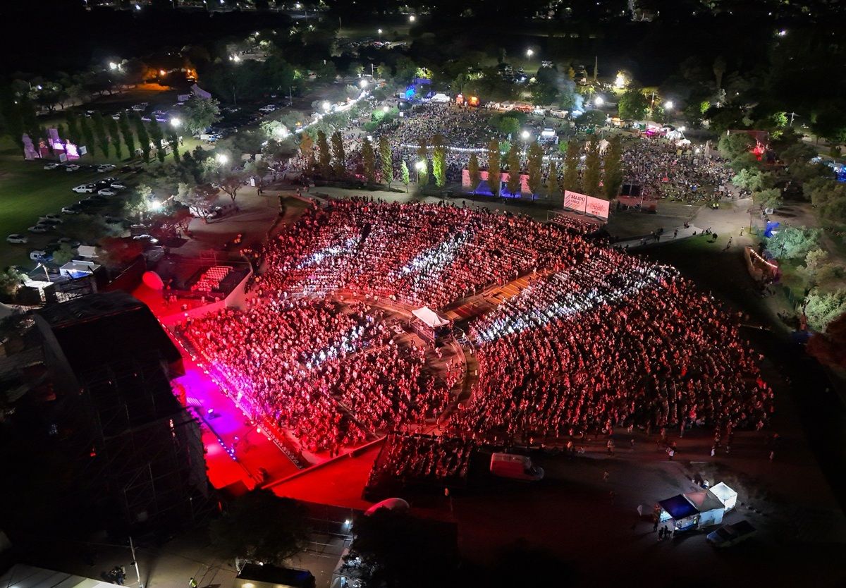 El Concejo Deliberante de Maipú aprobó la designación del Teatro Griego del Parque Metropolitano Sur con el nombre “Teatro Griego Papa Francisco”.
