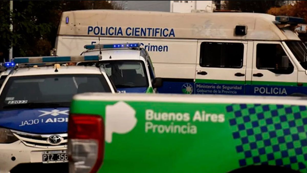 Femicidio: una mujer fue asesinada a puñaladas y buscan al concubino