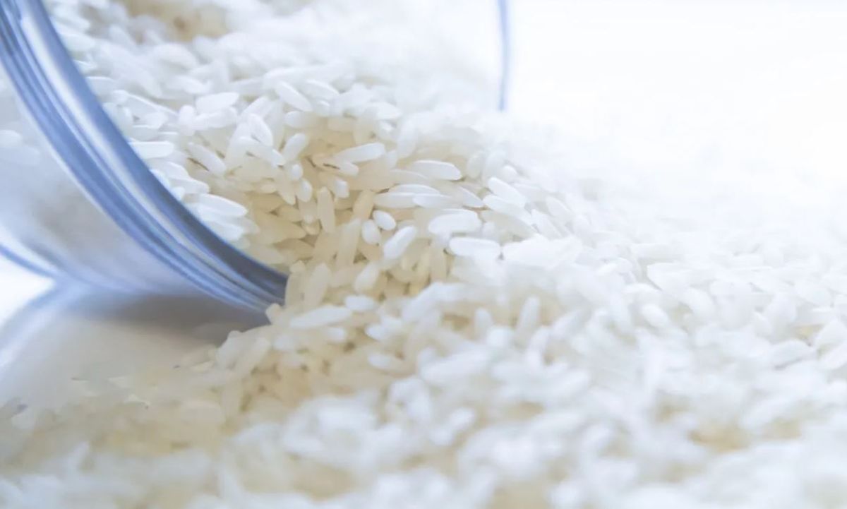 Arroz. Con este sencillo truco el arroz te quedará riquísimo y no se te pegará. Arroz. Con este sencillo truco el arroz te quedará riquísimo y no se te pegará.