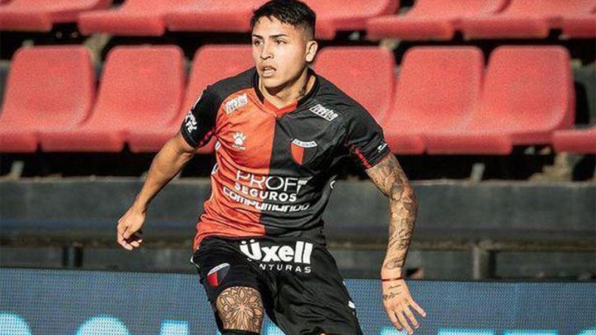 La novela por Facundo Farías: al final tiene covid