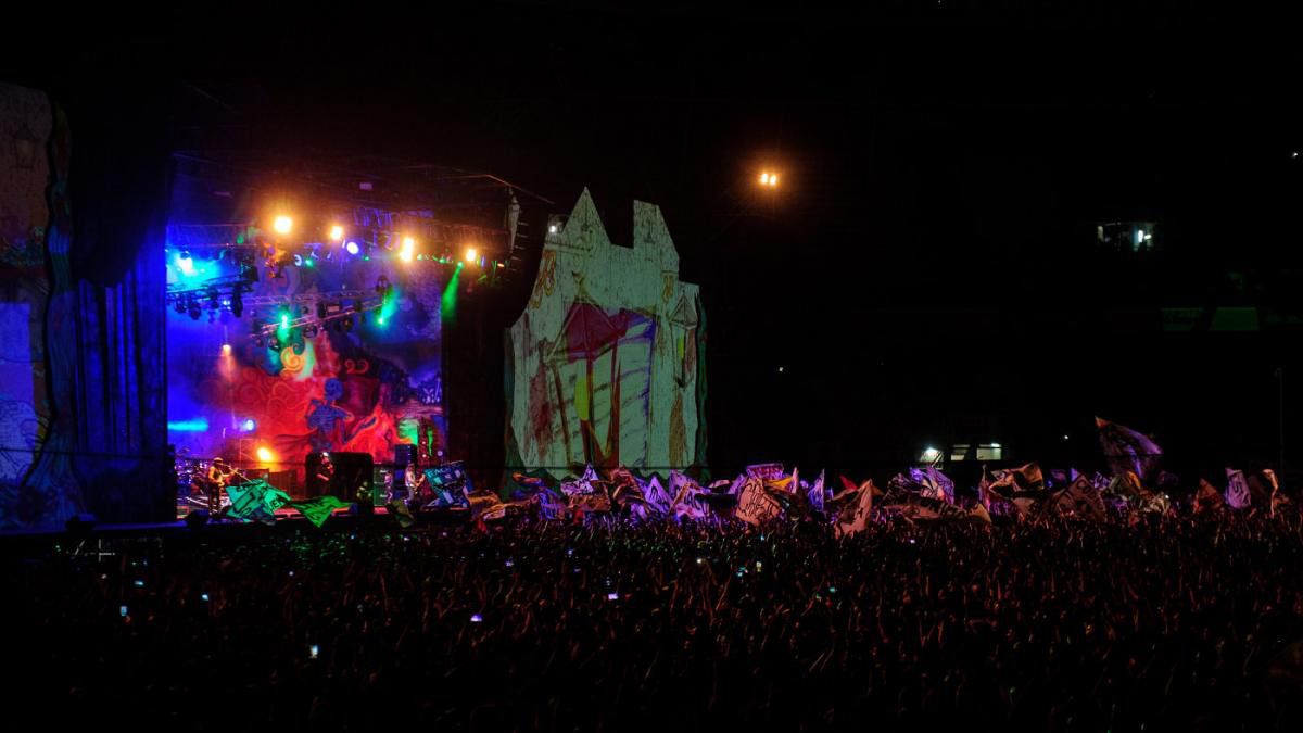 la banda liderada por Chizzo Nápoli, regresó al área metropolitana de Buenos Aires ante una multitud la banda liderada por Chizzo Nápoli, regresó al área metropolitana de Buenos Aires ante una multitud