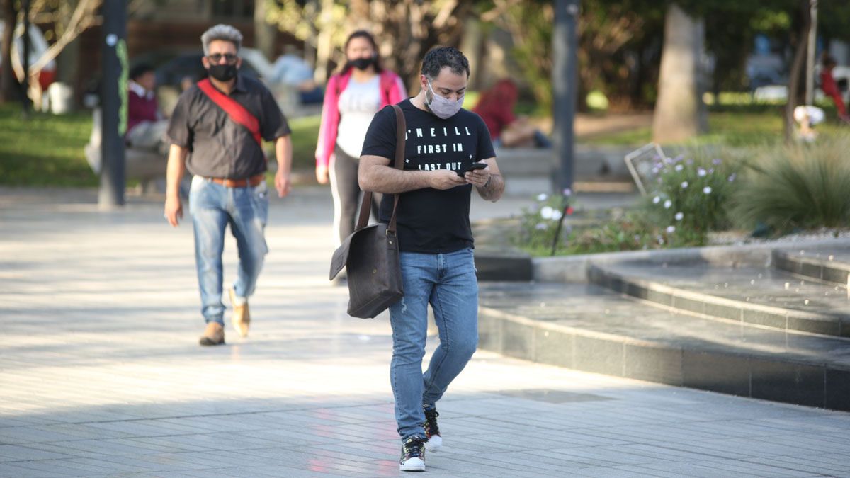 Ya no se deberá usar tapabocas al aire libre