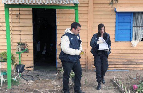 Buenos Aires: Un hombre mató a su mujer embarazada y a su hijo de 3 años y se suicidó