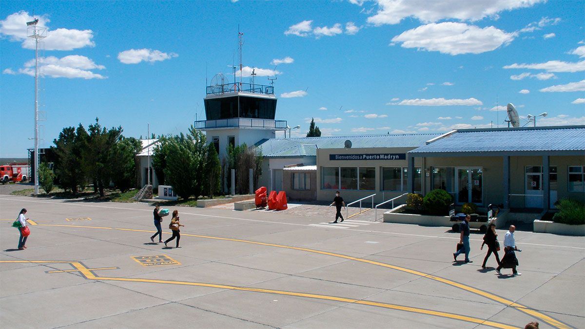 Lo detuvieron por una falsa amenaza de bomba en el Aeropuerto El Tehuelche, en Puerto Madryn.