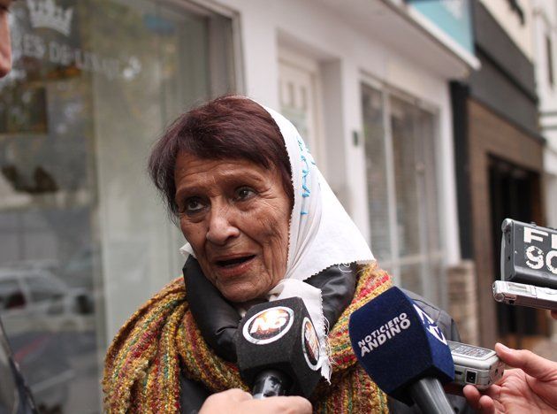 Taty Almeida, integrante Madres de Plaza de Mayo Línea Fundadora. Taty Almeida, integrante Madres de Plaza de Mayo Línea Fundadora.