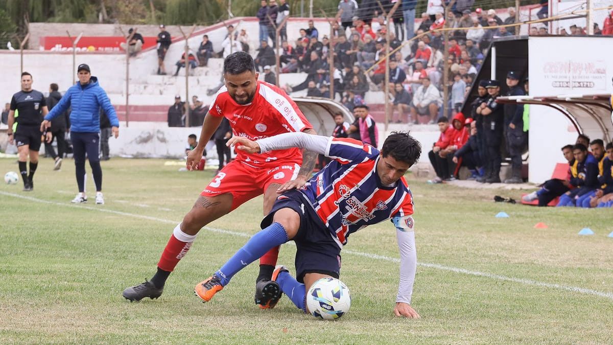 El Globo buscará lograr un triunfo ante Juventud Unida.