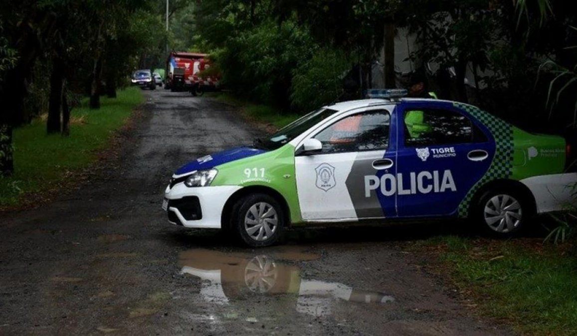 El cadáver de la mujer fue encontrado por empleados de una cementera en una zona descampada de General pacheco, en Tigre, y se trataría de una persona en situación de calle