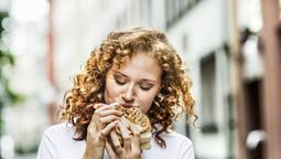 Alimentación saludable: qué pasa si como rápido todos los días.