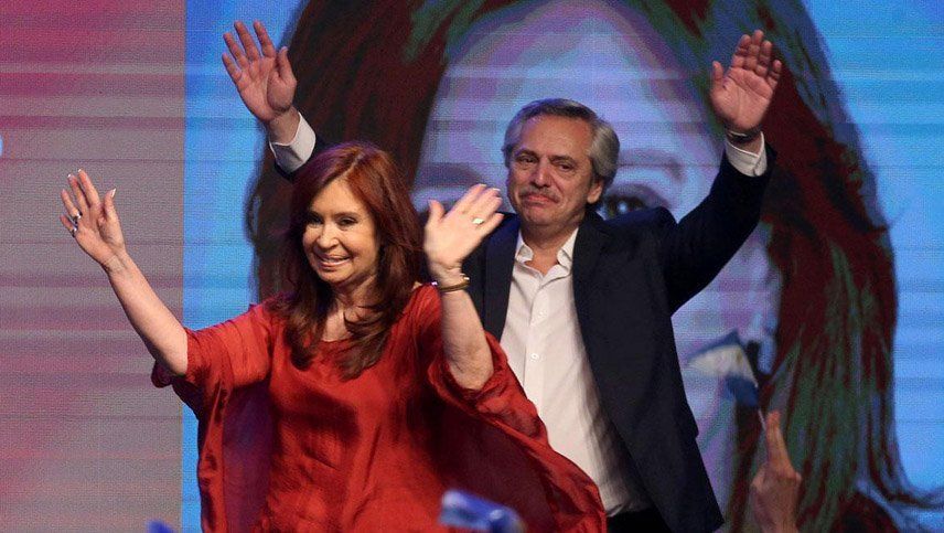 El escrutinio definitivo confirmó los 8 puntos entre Alberto y Macri