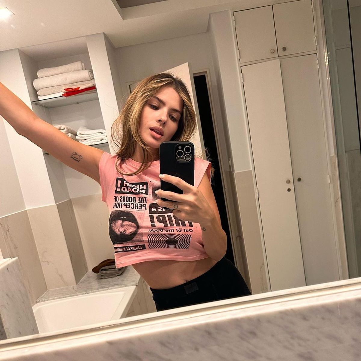 La explosiva foto de la China Suárez festejando carnaval sin anestesia.