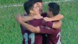 Lanús lo dio vuelta y festejó en Misiones