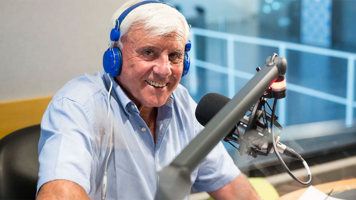 Hoy cumple 78 años el destacado locutor y periodista argentino Fernando Bravo.