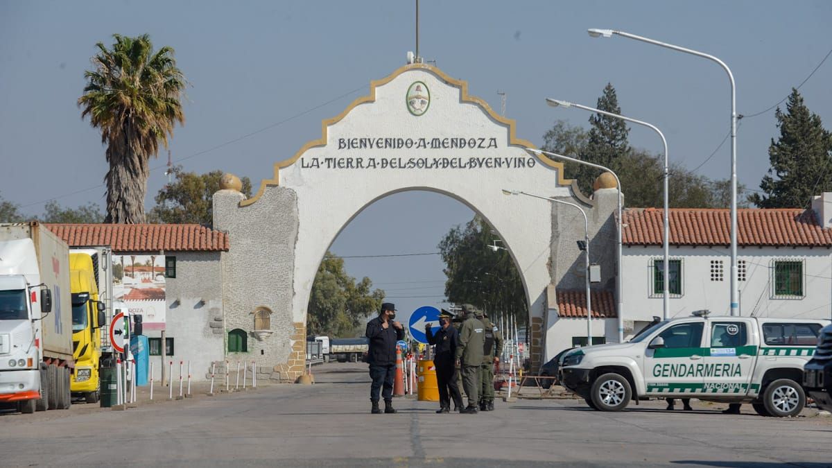 Buscan destrabar el conflicto con productores y transportistas en San Luis, y liberar la circulación para rutas con provincias limítrofes.&nbsp;