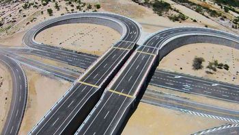 El país de América del Sur con una construcción con 136 kilómetros y 4 carriles que cambiará su economía El país de América del Sur con una construcción con 136 kilómetros y 4 carriles que cambiará su economía