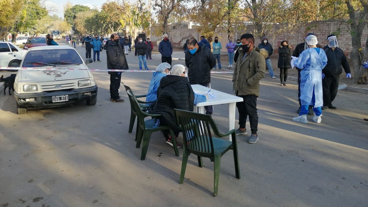 En Guaymallén se hicieron hisopados rápidos este miércoles.