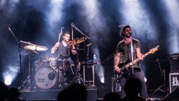 Para hacer power rock solo se necesitan dos