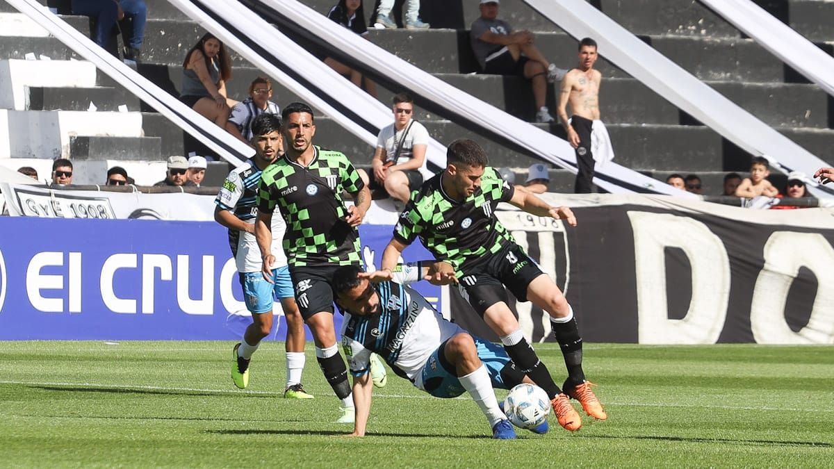 El Lobo necesitaba ganar para aspirar a meterse en el Reducido El Lobo necesitaba ganar para aspirar a meterse en el Reducido