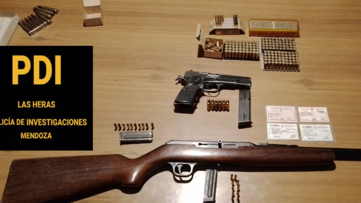 Inseguridad en Mendoza. La Policía de Mendoza logró secuestrar diversas armas en varios operativos realizados en el Gran Mendoza.