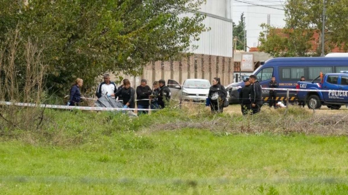 El joven se encontraba desaparecido desd el domingo y fue encontrado muerto en un terreno a 200 metros de su casa El joven se encontraba desaparecido desd el domingo y fue encontrado muerto en un terreno a 200 metros de su casa