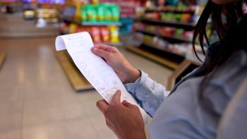 La ley para discriminar impuestos en tickets no se aplica en Mendoza: los motivos que da el ministro Fayad La ley para discriminar impuestos en tickets no se aplica en Mendoza: los motivos que da el ministro Fayad