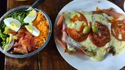 El bodegón ofrece varias delicias para sus comensales. El bodegón ofrece varias delicias para sus comensales.