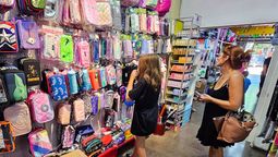 Este año, ANSES reforzará el pago de la Ayuda Escolar para trabajadores en relación de dependencia. Este año, ANSES reforzará el pago de la Ayuda Escolar para trabajadores en relación de dependencia.