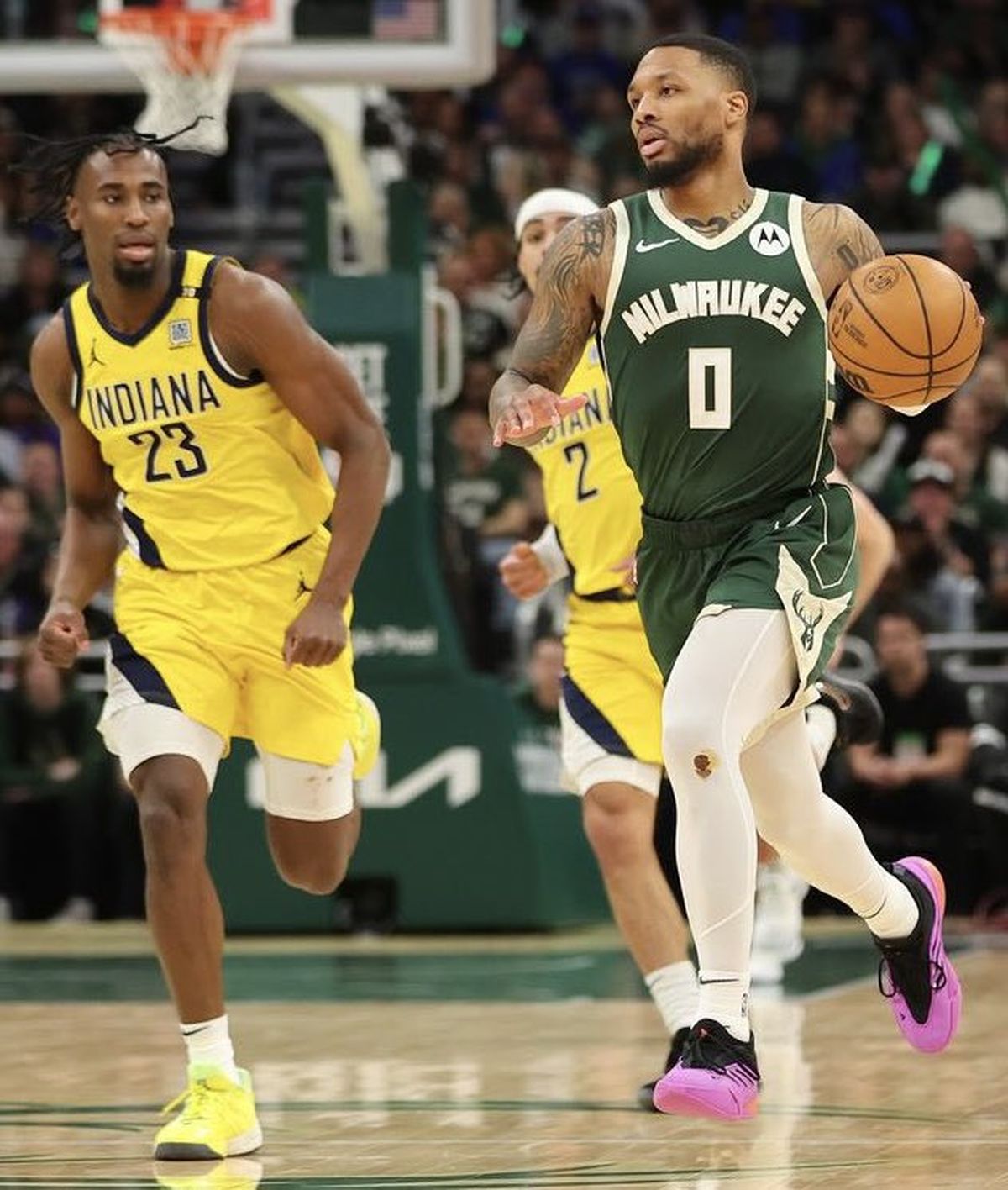 Bucks y Pacers igualan la serie 1 a 1. Bucks y Pacers igualan la serie 1 a 1.