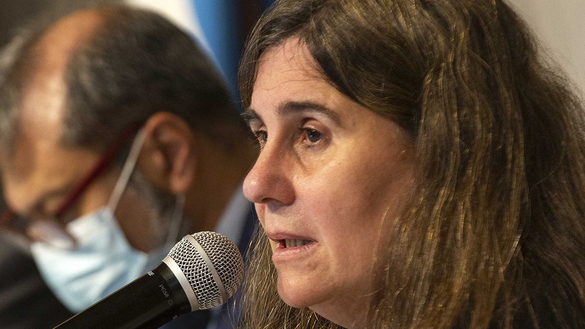 La ministra de Salud de Mendoza, Ana María Nadal, no tuvo la armadura política necesaria para enfrentar un cuestionamiento que respondió a los cánones del Instituto Patria.
