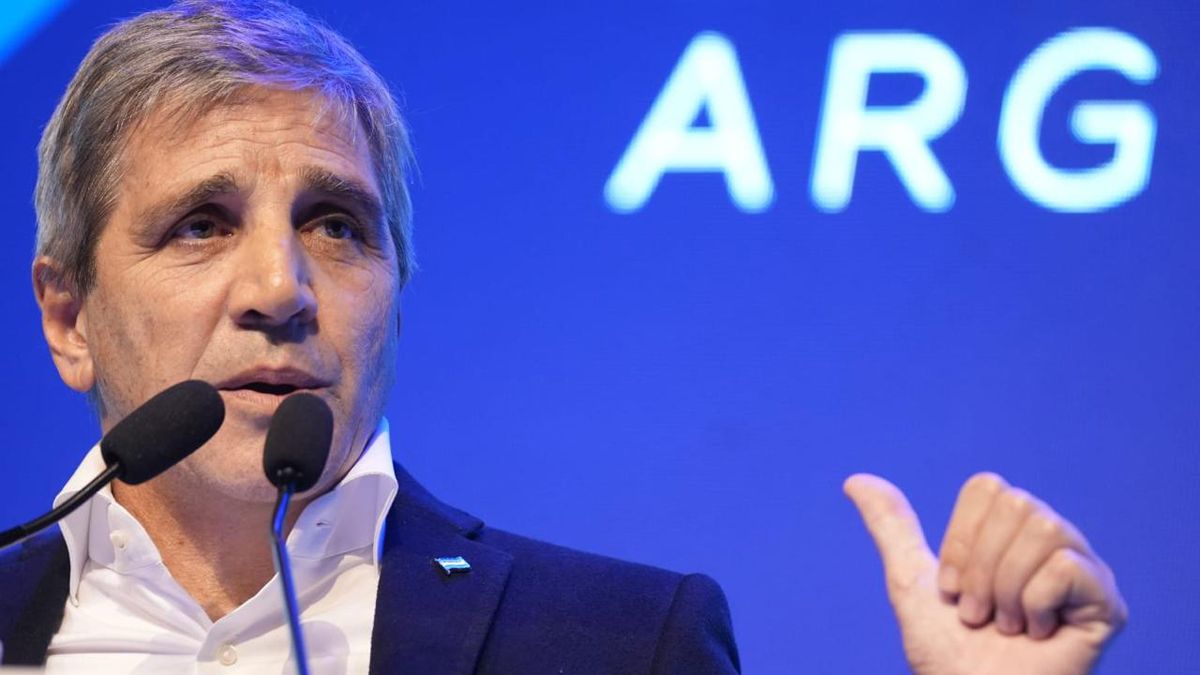 Luis Caputo aplicó modificaciones en el sistema antidumping con la intención de bajar los precios de productos argentinos. Luis Caputo aplicó modificaciones en el sistema antidumping con la intención de bajar los precios de productos argentinos.