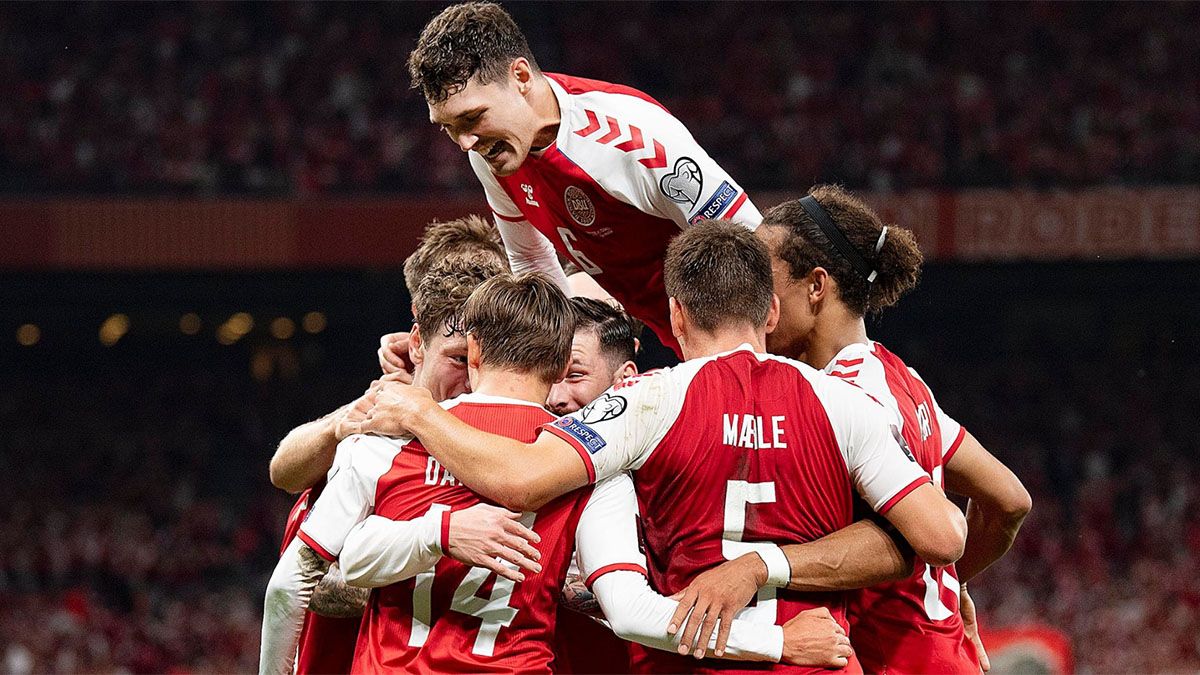 Dinamarca se convirtió en el segundo clasificado al Mundial