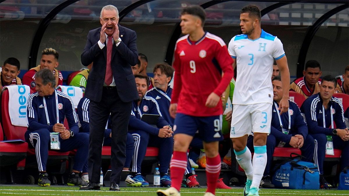 Gustavo Alfaro logró la clasificación a la Copa América 2024 con Costa Rica.