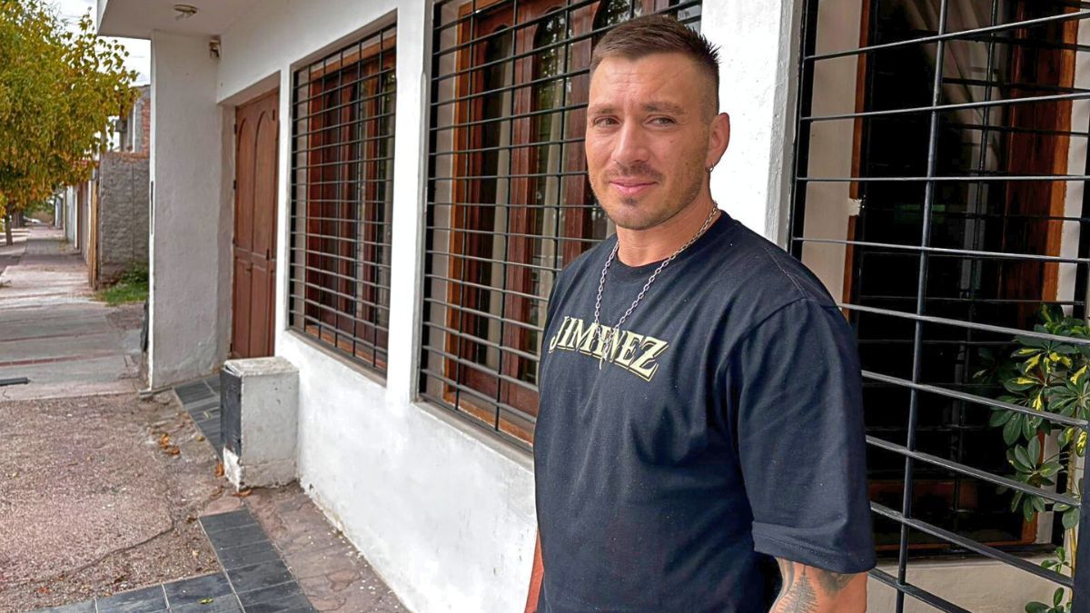 Comerciante héroe en acción: salvó a un cliente que no podía respirar y el dramático momento quedó grabado