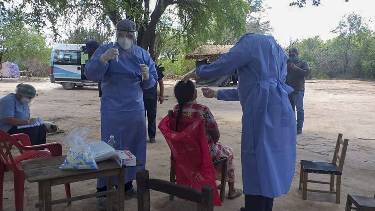 El coronavirus en Argentina sigue amesetado y suma contagios y muertes.