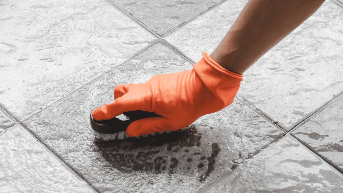 Trucos caseros: 5 tips para limpiar y dejar relucientes las baldosas del hogar Trucos caseros: 5 tips para limpiar y dejar relucientes las baldosas del hogar