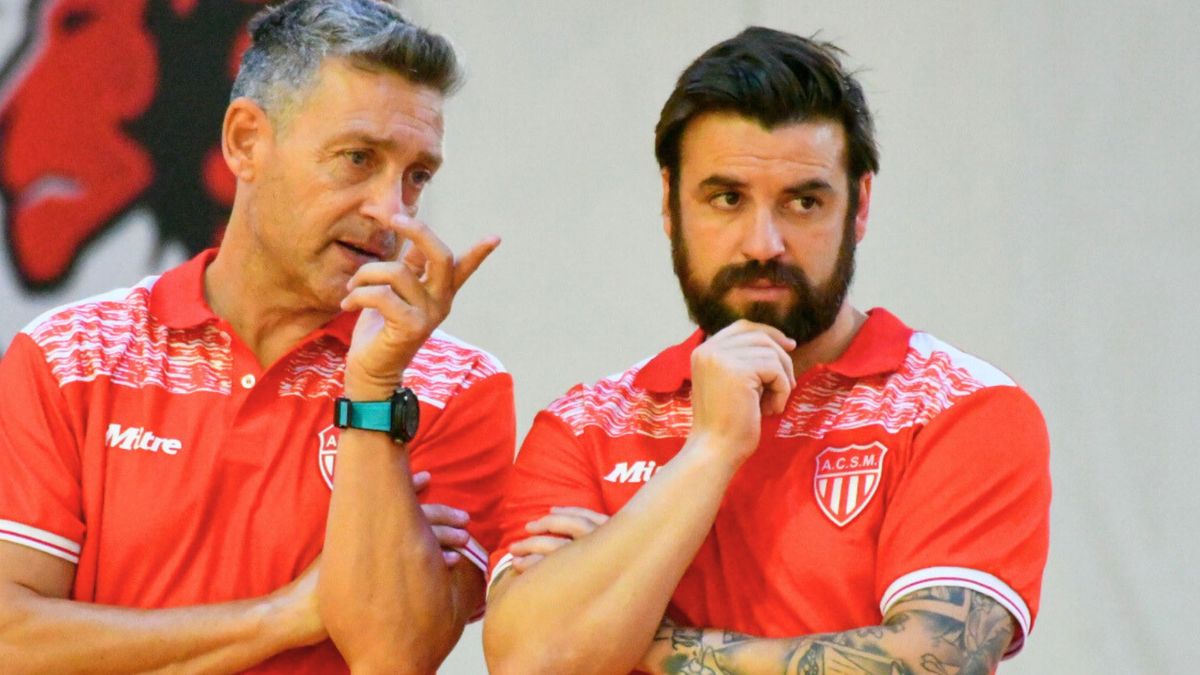 Mauricio Elena arrancó su trabajo como entrenador en el Atlético San Martín.