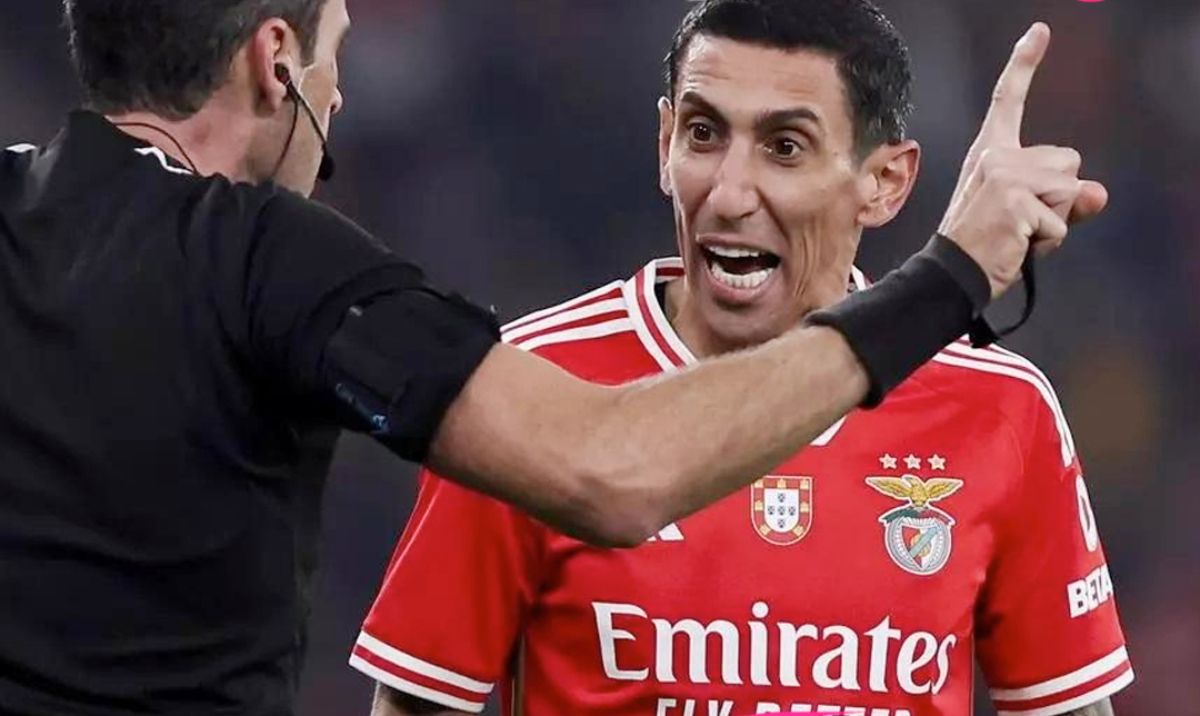 Di María se enojó y fue duro con el arbitraje.