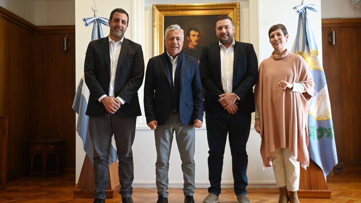 Cristian Azar, Alfredo Cornejo, Mauricio Pinti Clop y Jimena Latorre.