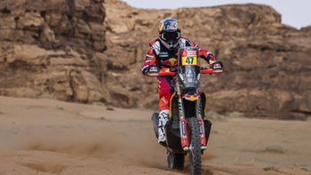 Kevin Benavides tuvo un gran día y se acercó a la punta en el Rally Dakar 2024