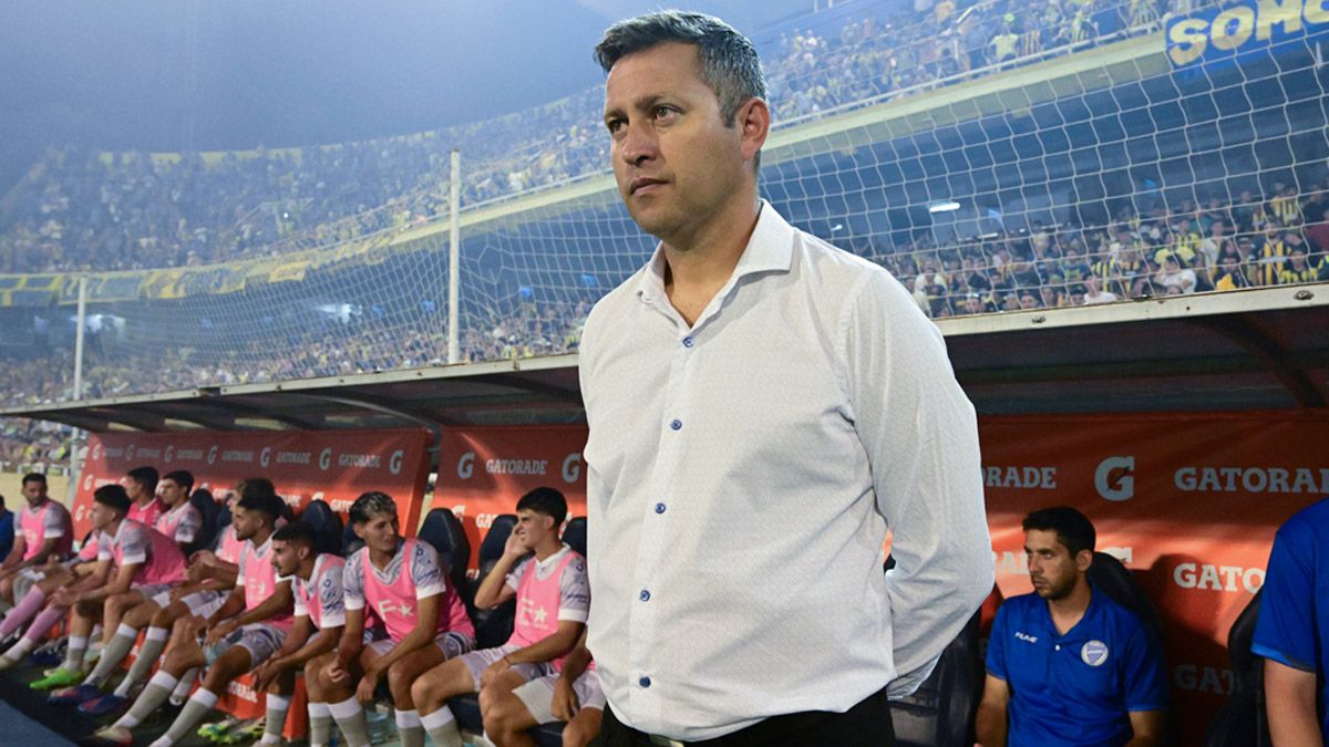 Diego Flores, DT de Godoy Cruz.