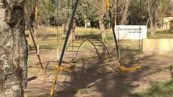Degollaron a una perrita y robaron la farmacia en el predio de la DINAF