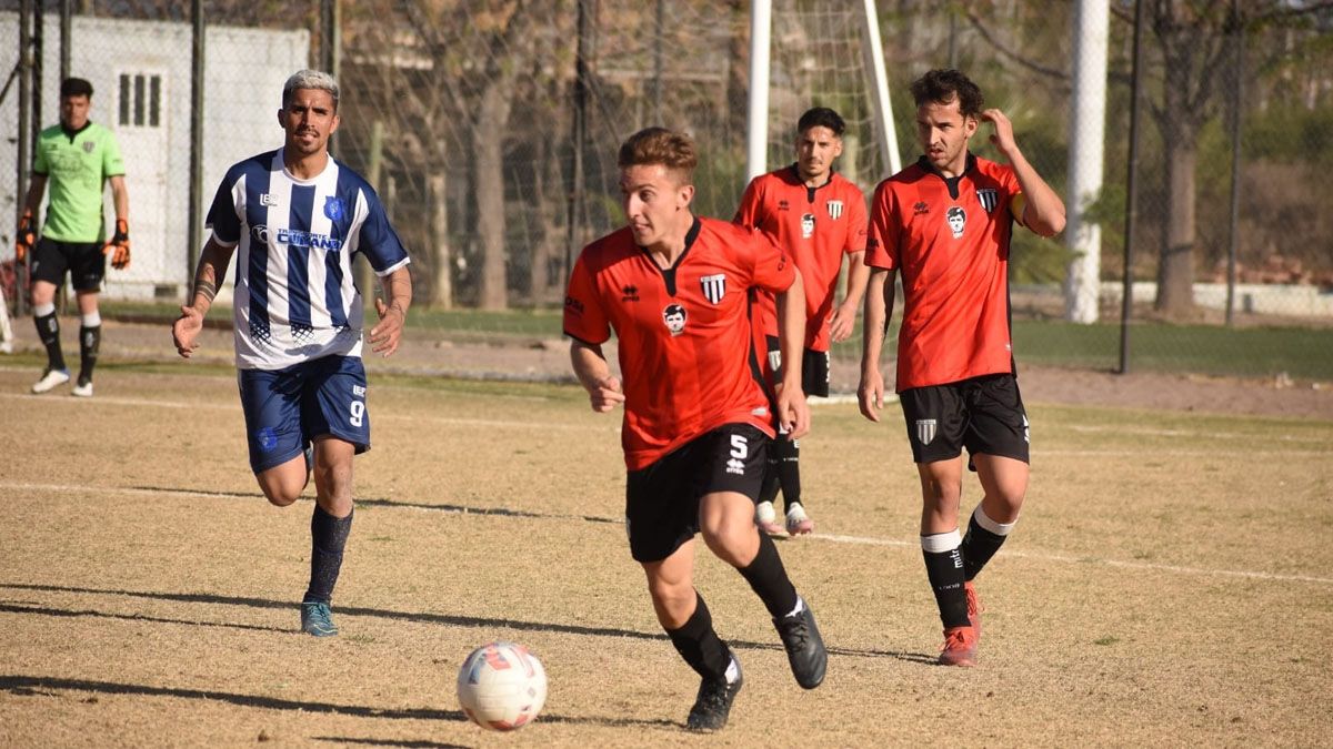 El Lobito, en el predio del Aeropuerto le ganó 3 a 0 a Ferroviario. Gentileza Club Gimnasia y Esgrima.