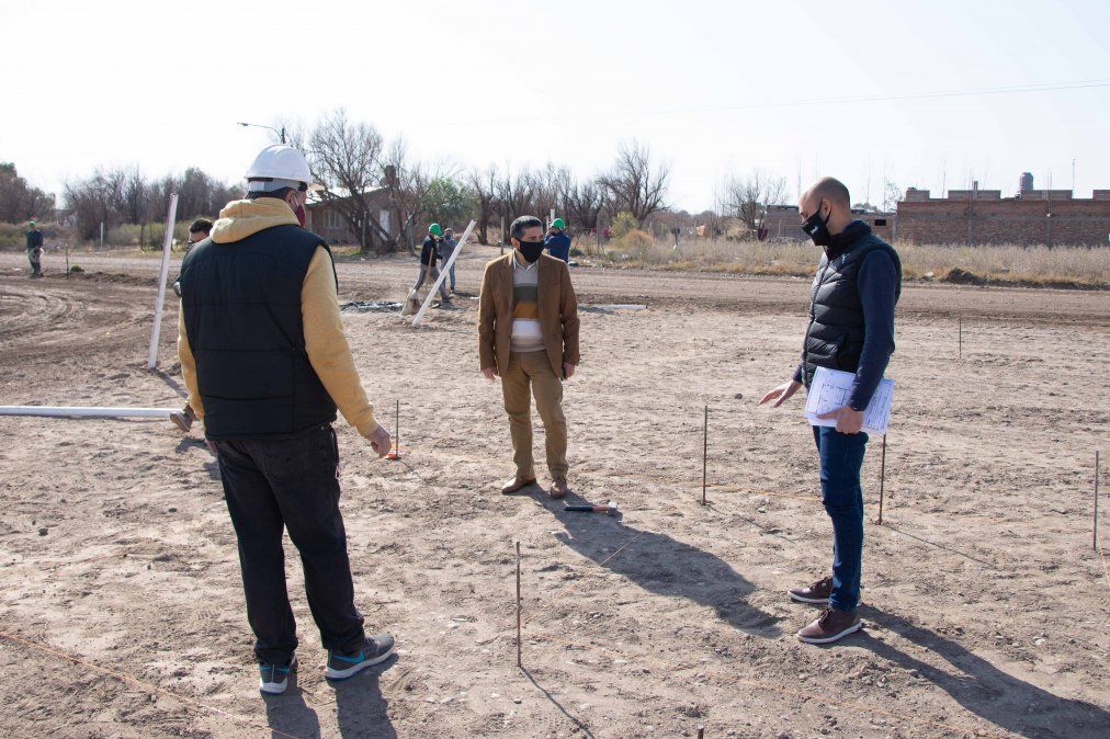 Fundación Grupo América y la Municipalidad de Alvear comenzaron con la construcción del salón de usos múltiples.
