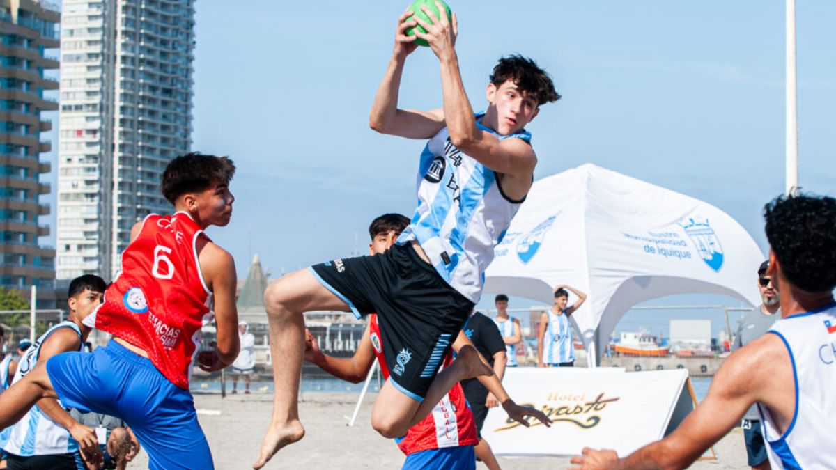 Dos mendocinos jugarán un Mundial de handball y de Beach handball en sendas selecciones juveniles.