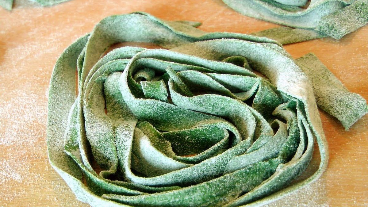 Recetas: cóm hacer fideos verdes de espinaca en 3 pasos. Recetas: cóm hacer fideos verdes de espinaca en 3 pasos.