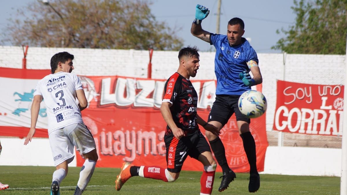 Javier Peñaloza destacó que el objetivo de su equipo es meterse en el Reducido. Javier Peñaloza destacó que el objetivo de su equipo es meterse en el Reducido.