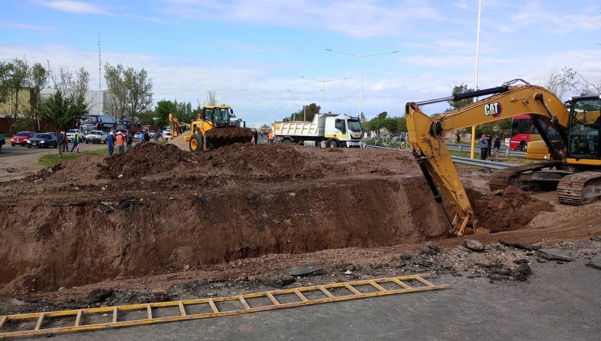 Se espera que la reparación en el Acceso Sur dure más de 5 días. Se espera que la reparación en el Acceso Sur dure más de 5 días.