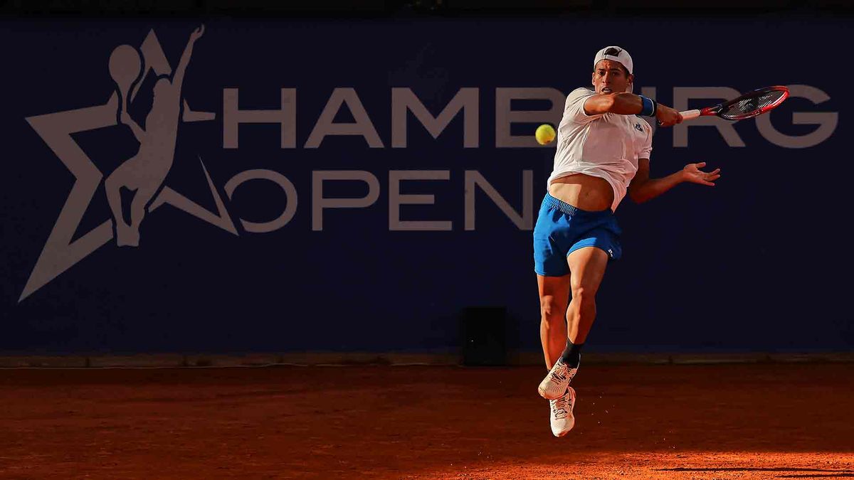 Báez lleva 23 triunfos en polvo en lo que va del año.