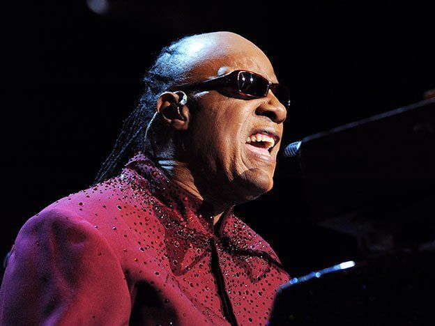 Lady Gaga y Ariana Grande, en honor a Stevie Wonder