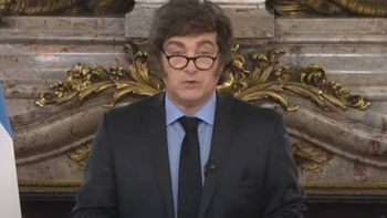 Tras el fallo por YPF, Javier Milei informó que hablará por cadena nacional este viernes a la tarde Tras el fallo por YPF, Javier Milei informó que hablará por cadena nacional este viernes a la tarde